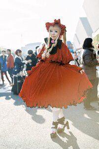 Rating: Safe Score: 0 Tags: 1girl 6+boys blurry blurry_background bow crowd depth_of_field dress long_sleeves multiple_boys photo red_dress shinku solo solo_focus standing User: admin