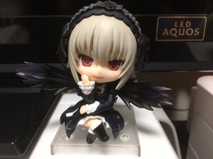 Rating: Safe Score: 0 Tags: 1girl black_legwear black_wings blonde_hair chibi doll dress hairband long_sleeves looking_at_viewer red_eyes smile solo standing suigintou thighhighs wings User: admin