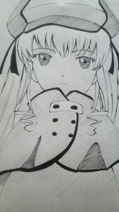 Rating: Safe Score: 0 Tags: 1girl :3 closed_mouth eyebrows_visible_through_hair greyscale hair_ribbon hat image long_hair looking_at_viewer monochrome ribbon shinku simple_background smile solo traditional_media User: admin