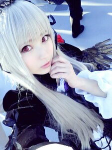 Rating: Safe Score: 0 Tags: 1girl bangs dress lace lips long_hair looking_at_viewer ribbon solo suigintou white_hair User: admin