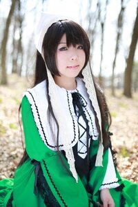 Rating: Safe Score: 0 Tags: 1girl bangs black_hair blurry blurry_background brown_eyes day depth_of_field dress green_dress lips long_sleeves looking_at_viewer outdoors ribbon solo suiseiseki User: admin