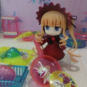 Rating: Safe Score: 0 Tags: 1girl blonde_hair blue_eyes bonnet cup doll dress long_hair photo red_dress shinku solo tea teacup twintails User: admin