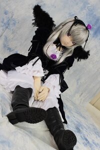 Rating: Safe Score: 0 Tags: 1girl black_footwear boots dress flower frills hairband lolita_fashion long_hair long_sleeves looking_at_viewer purple_eyes rose silver_hair sitting solo suigintou wings User: admin