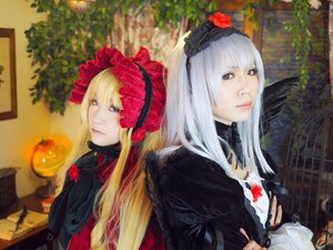 Rating: Safe Score: 0 Tags: 2girls blonde_hair blue_eyes hairband lips lolita_fashion long_hair looking_at_viewer multiple_cosplay multiple_girls photo realistic shinku silver_hair suigintou tagme traditional_media User: admin