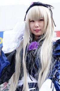 Rating: Safe Score: 0 Tags: 1girl bangs blurry flower hairband lips lolita_fashion long_hair long_sleeves looking_at_viewer rose solo suigintou upper_body User: admin