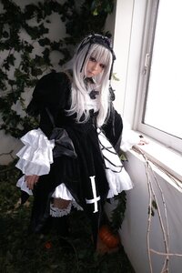 Rating: Safe Score: 0 Tags: 1girl bangs black_dress black_nails closed_mouth dress frills gothic_lolita lolita_fashion long_hair long_sleeves nail_polish solo standing suigintou white_hair User: admin