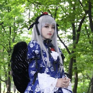 Rating: Safe Score: 0 Tags: 1girl bangs day hairband japanese_clothes kimono lolita_fashion long_hair outdoors realistic solo suigintou white_hair User: admin