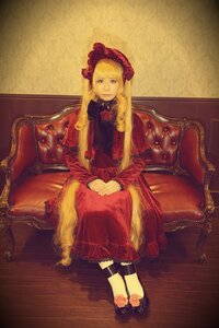 Rating: Safe Score: 0 Tags: 1girl blonde_hair blue_eyes bonnet chair dress flower hands_on_lap long_hair long_sleeves looking_at_viewer red_dress rose shinku sitting solo User: admin