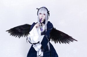 Rating: Safe Score: 0 Tags: 1girl 3d black_wings dress feathered_wings flower hairband long_hair long_sleeves looking_at_viewer pink_eyes red_eyes silver_hair solo suigintou wings User: admin