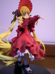 Rating: Safe Score: 0 Tags: 1girl black_footwear blonde_hair bloomers blue_eyes bonnet bow doll dress drill_hair flower frills full_body long_hair long_sleeves looking_at_viewer looking_back red_dress rose shinku shoes solo standing twintails underwear very_long_hair User: admin