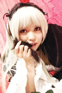 Rating: Safe Score: 0 Tags: 1girl 3d flower hairband lips looking_at_viewer realistic red_rose ribbon rose solo suigintou white_hair User: admin