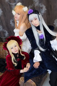 Rating: Safe Score: 0 Tags: 3girls blonde_hair blue_eyes bonnet dress flower lips long_hair multiple_cosplay multiple_girls rose shinku silver_hair suigintou tagme User: admin