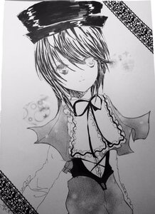 Rating: Safe Score: 0 Tags: 1girl artist_name blush capelet closed_mouth eyebrows_visible_through_hair greyscale hat image long_sleeves looking_at_viewer monochrome short_hair smile solo souseiseki traditional_media User: admin