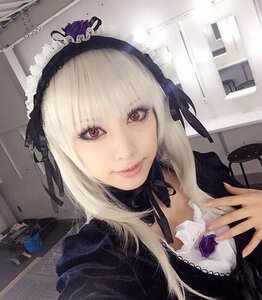 Rating: Safe Score: 0 Tags: 1girl bangs blonde_hair closed_mouth dress gothic_lolita lips lolita_fashion long_hair looking_at_viewer photo red_eyes smile solo suigintou upper_body User: admin