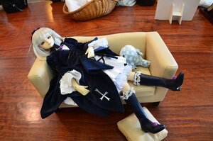 Rating: Safe Score: 0 Tags: 1girl boots chair doll dress frills gothic_lolita lolita_fashion long_sleeves sitting solo suigintou white_hair User: admin