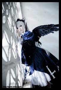 Rating: Safe Score: 0 Tags: 1girl black_border black_wings dress letterboxed long_sleeves pillarboxed solo suigintou windowboxed wings User: admin