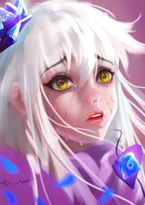 Rating: Safe Score: 0 Tags: 1girl artoria_pendragon_(all) bangs barasuishou blood_on_face butterfly close-up crying face image insect long_hair looking_at_viewer solo white_hair yellow_eyes User: admin