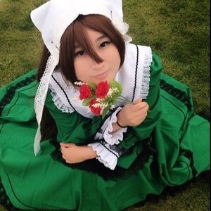 Rating: Safe Score: 0 Tags: 1girl black_eyes bouquet brown_hair dress flower green_dress hat head_scarf long_sleeves looking_at_viewer red_flower red_rose rose sitting solo suiseiseki veil User: admin