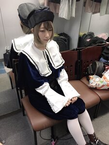 Rating: Safe Score: 0 Tags: 1girl 3d blonde_hair book chair dress hat indoors sitting solo souseiseki User: admin