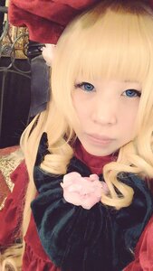 Rating: Safe Score: 0 Tags: 1girl bangs blonde_hair blue_eyes close-up flower hat lips long_hair looking_at_viewer portrait shinku smile solo User: admin