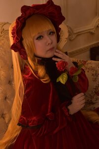 Rating: Safe Score: 0 Tags: 1girl bangs blonde_hair blue_eyes bonnet dress flower lips long_hair long_sleeves red_dress rose shinku solo User: admin