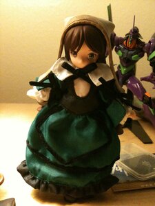 Rating: Safe Score: 0 Tags: 1girl brown_hair doll looking_at_viewer solo suiseiseki User: admin