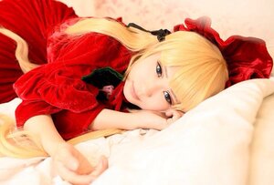 Rating: Safe Score: 0 Tags: 1girl blonde_hair blue_eyes bow dress lips long_hair looking_at_viewer red_dress shinku solo User: admin