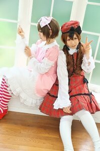 Rating: Safe Score: 0 Tags: 2girls brown_hair dress hat long_hair long_sleeves multiple_cosplay multiple_girls pantyhose plaid sitting tagme white_legwear User: admin