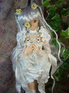 Rating: Safe Score: 0 Tags: 1girl doll dress eyepatch flower kirakishou long_hair rose solo stuffed_animal very_long_hair white_dress User: admin