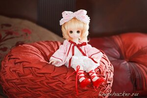 Rating: Safe Score: 0 Tags: 1girl blonde_hair bow capelet doll dress expressionless frills hair_bow hinaichigo long_sleeves looking_at_viewer ribbon short_hair sitting solo User: admin