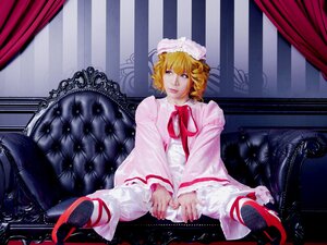 Rating: Safe Score: 0 Tags: 1girl blonde_hair blue_eyes couch curly_hair curtains dress hat hinaichigo indoors lips maribel_hearn nail_polish ribbon shoes short_hair sitting solo striped striped_background User: admin