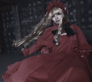 Rating: Safe Score: 0 Tags: 1girl dress frills lips long_hair long_sleeves looking_at_viewer red_dress shinku solo User: admin