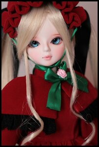 Rating: Safe Score: 0 Tags: 1girl blonde_hair blue_eyes bow bowtie capelet doll dress flower green_bow lips long_hair looking_at_viewer photo red_dress rose shinku solo upper_body User: admin