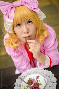 Rating: Safe Score: 0 Tags: 1girl blonde_hair blurry blurry_background bow depth_of_field food hair_bow hinaichigo lips long_hair looking_at_viewer photo pink_bow pink_dress plate realistic solo table User: admin