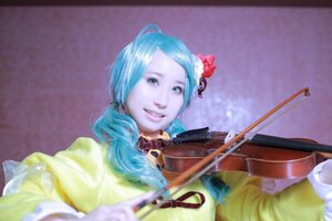 Rating: Safe Score: 0 Tags: 1girl aqua_hair blue_hair blurry blurry_foreground collar depth_of_field electric_guitar flower guitar hair_flower hair_ornament instrument kanaria long_hair microphone photo playing_instrument smile solo upper_body User: admin