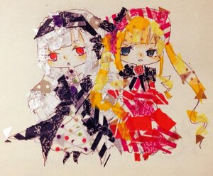 Rating: Safe Score: 0 Tags: 2girls bangs blonde_hair blue_eyes image long_hair looking_at_viewer multiple_girls pair red_eyes shinku simple_background suigintou traditional_media User: admin