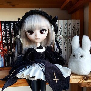 Rating: Safe Score: 0 Tags: 1girl doll dress english_text frills gothic_lolita hairband lolita_fashion long_sleeves looking_at_viewer photo solo suigintou User: admin