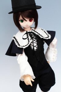 Rating: Safe Score: 0 Tags: 1girl brown_hair capelet doll dress frills full_body green_eyes hat heterochromia long_sleeves looking_at_viewer red_eyes solo souseiseki top_hat User: admin