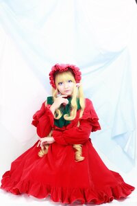 Rating: Safe Score: 0 Tags: 1girl blonde_hair blue_eyes bonnet dress drill_hair flower frills long_hair long_sleeves red_dress shinku solo User: admin