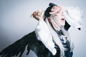 Rating: Safe Score: 0 Tags: 1boy animal_on_shoulder black_wings closed_eyes feathered_wings feathers flower gradient gradient_background holding long_hair open_mouth solo suigintou upper_body white_hair wings User: admin
