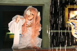 Rating: Safe Score: 0 Tags: 1girl blonde_hair dress flower frills hair_flower hair_ornament indoors kirakishou long_hair long_sleeves photo pink_hair solo wavy_hair white_dress User: admin