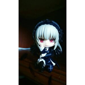 Rating: Safe Score: 0 Tags: 1girl chibi doll dress frilled_sleeves frills hairband lolita_fashion lolita_hairband long_sleeves looking_at_viewer silver_hair smile solo suigintou weapon User: admin