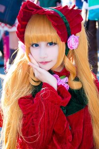 Rating: Safe Score: 0 Tags: 1girl bangs blonde_hair blue_eyes blurry blurry_background bonnet bow depth_of_field drill_hair flower lips long_hair looking_at_viewer photo pink_rose rose shinku smile solo upper_body User: admin