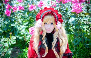 Rating: Safe Score: 0 Tags: 1girl bangs blonde_hair blue_eyes blurry bonnet bug closed_mouth depth_of_field flower hairband insect lips lolita_fashion long_hair looking_at_viewer red_dress rose shinku smile solo upper_body User: admin