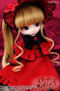 Rating: Safe Score: 0 Tags: 1girl bangs blonde_hair blue_eyes bonnet bow bowtie doll dress drill_hair flower long_hair long_sleeves looking_at_viewer red_dress rose shinku solo twintails User: admin