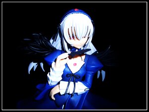 Rating: Safe Score: 0 Tags: 1girl black_ribbon black_wings detached_collar doll dress flower frills hairband letterboxed lolita_hairband long_hair long_sleeves looking_at_viewer puffy_sleeves ribbon rose simple_background solo suigintou wings User: admin