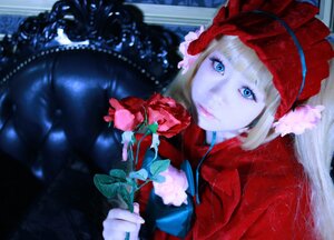 Rating: Safe Score: 0 Tags: 1girl bangs blonde_hair blue_eyes blunt_bangs bonnet bug butterfly flower hat insect long_hair looking_at_viewer red_headwear rose shinku solo upper_body User: admin