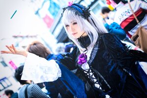 Rating: Safe Score: 0 Tags: 1girl 3d auto_tagged black_dress blurry blurry_background blurry_foreground depth_of_field dress frills gothic_lolita hairband lolita_fashion lolita_hairband long_sleeves photo solo solo_focus suigintou white_hair User: admin