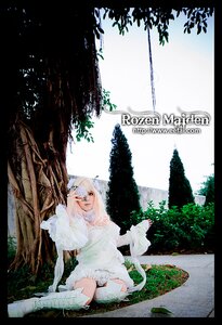 Rating: Safe Score: 0 Tags: 1girl dress kirakishou long_hair sitting solo tree white_dress white_hair User: admin