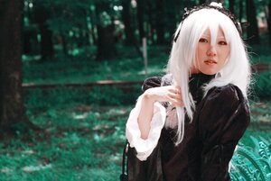 Rating: Safe Score: 0 Tags: 1girl black_dress blurry blurry_background dress lips long_hair long_sleeves solo suigintou upper_body white_hair User: admin